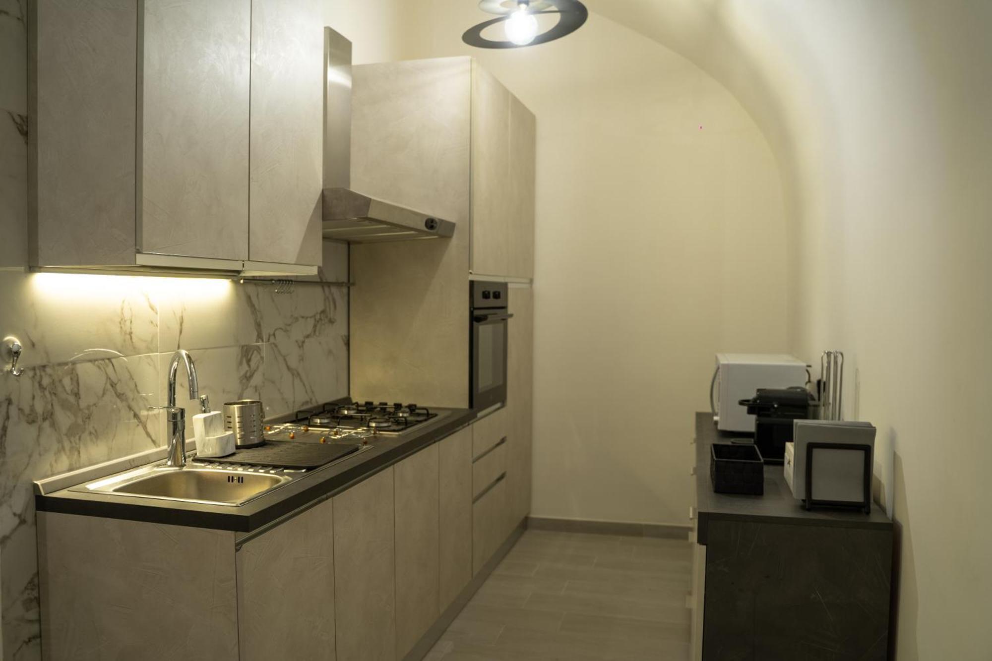 Dietro Al Plebiscito Luxury Suite Napoli Esterno foto